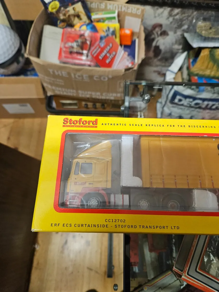 Corgi ERF Tractor Unit and Trailer - Image 2