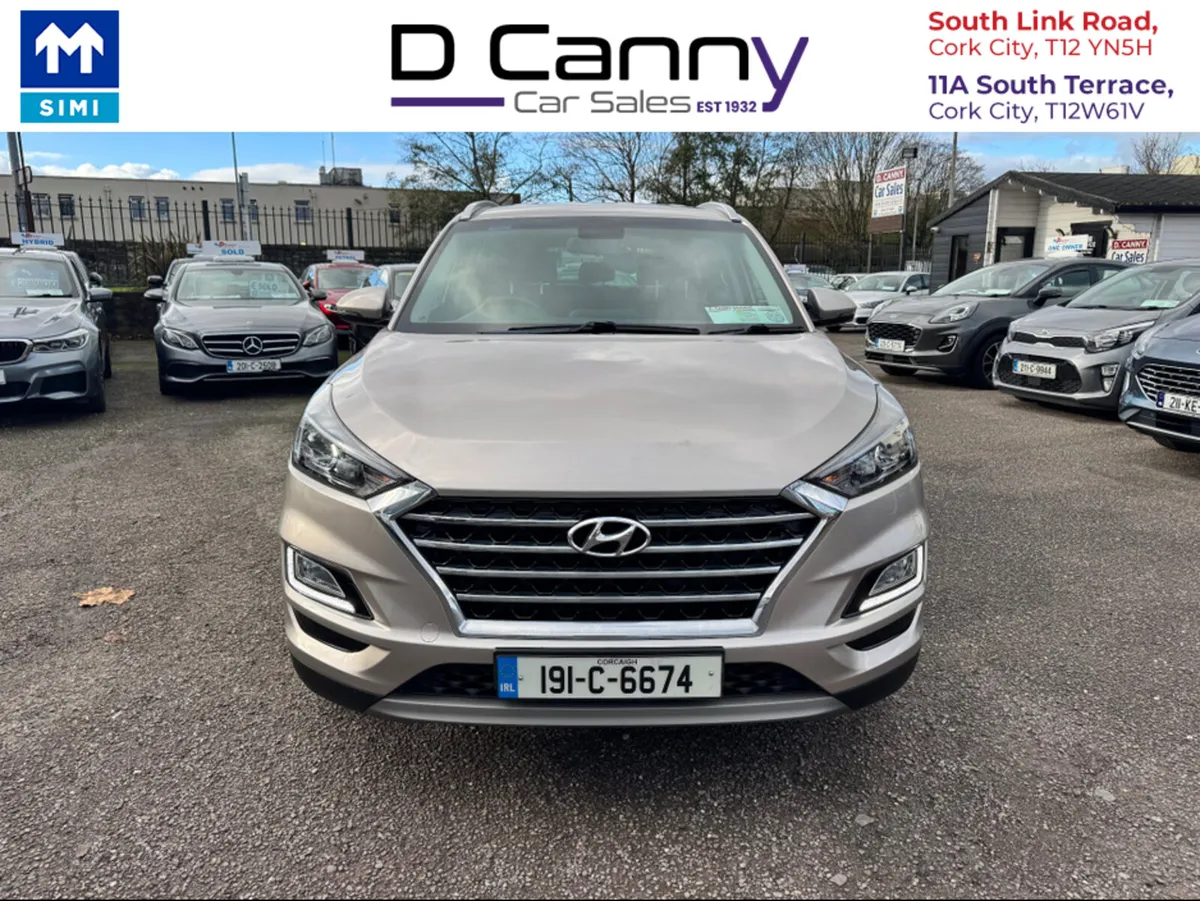 Hyundai Tucson EXECUTIVE 5DR - Image 2