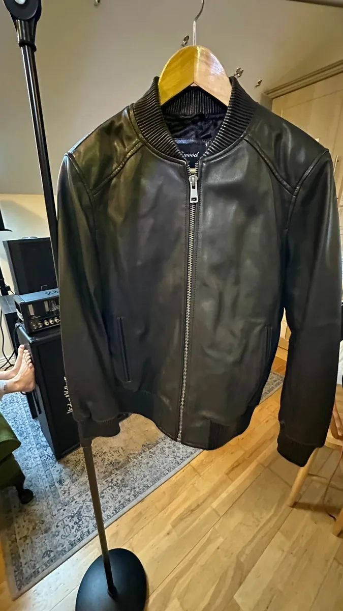 Mens Leather Bomber Jacket Black by Ashwood Size s - Image 1
