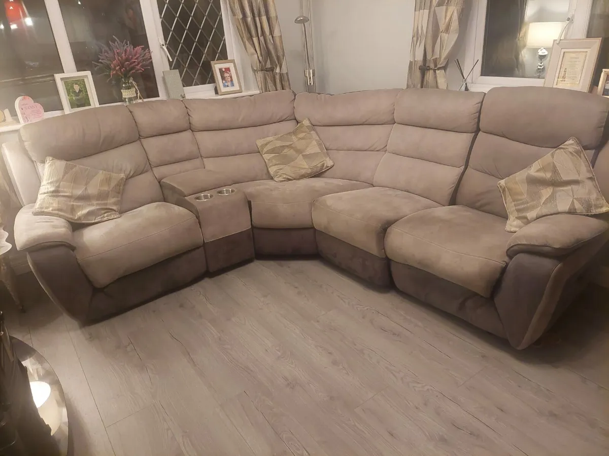 Suite of furniture for sale - Image 1