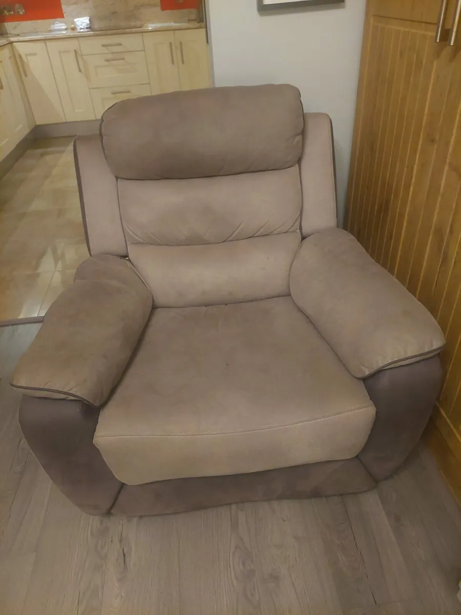 Suite of furniture for sale - Image 2