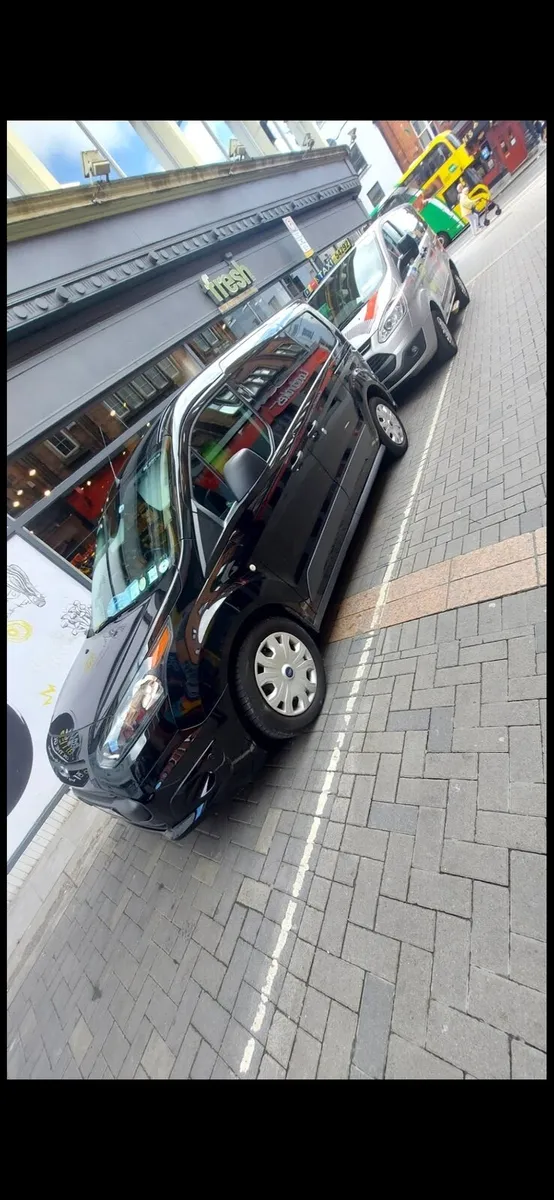 Transit conect Lwb 2018 - Image 1