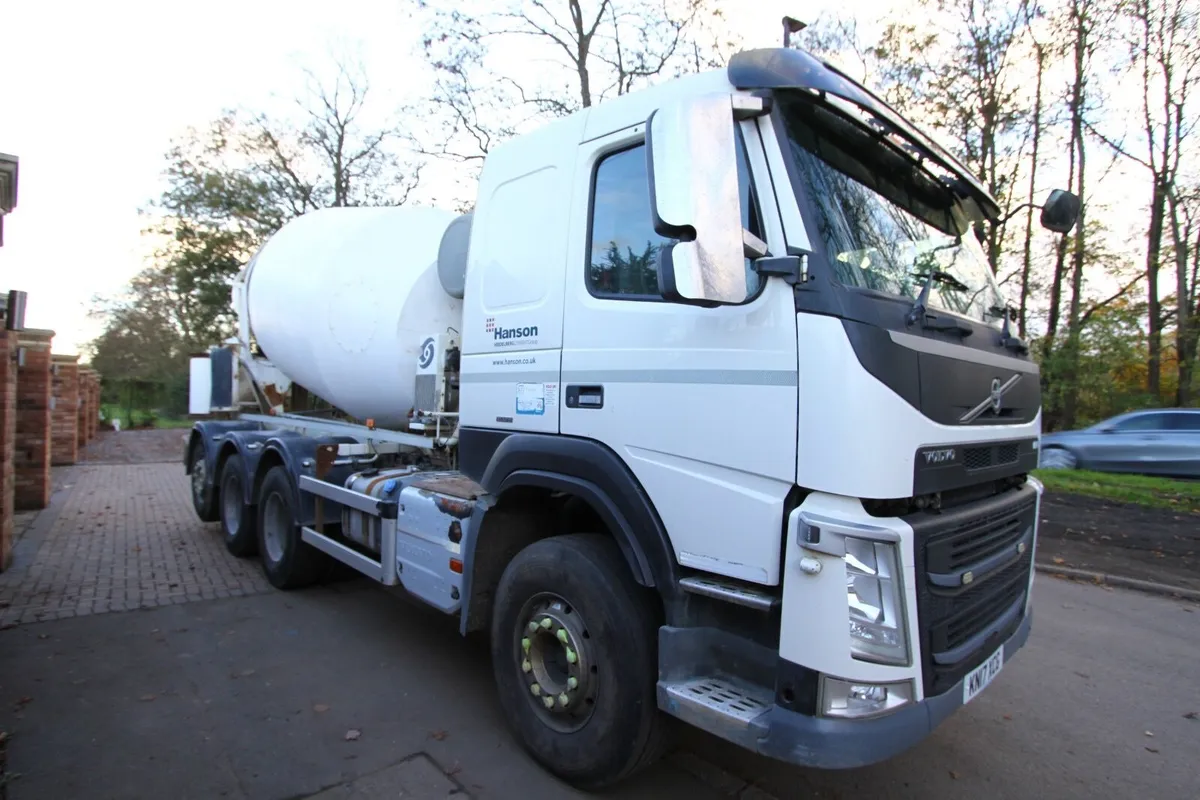 VOLVO FM MIXER ( 2017 ) - Image 1