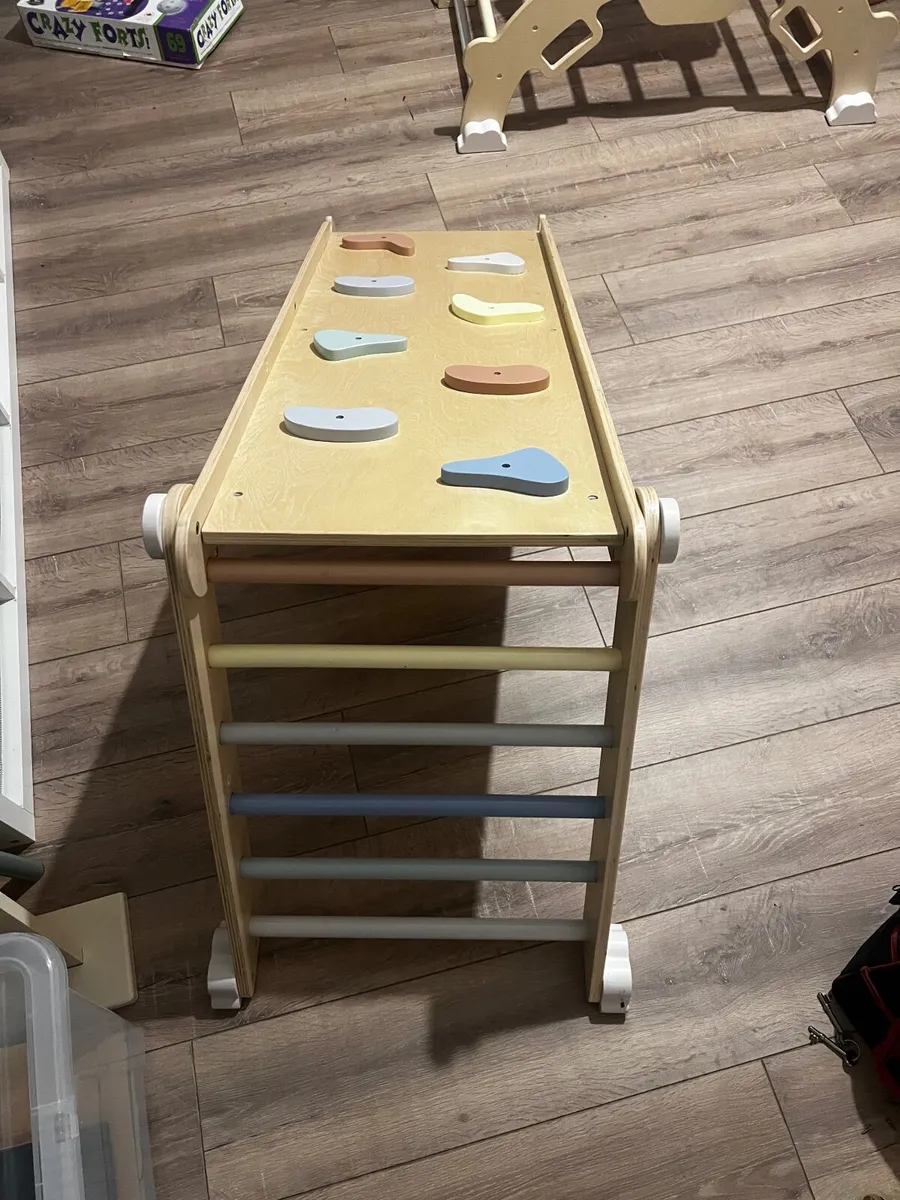 Climbing arch/see-saw and wall/slide - Image 2