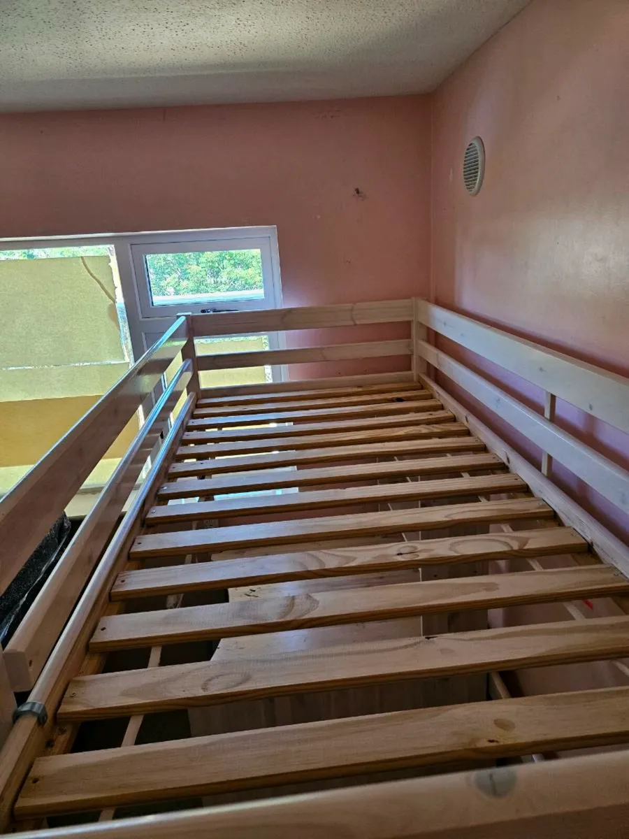 Integrated bed/desk with storage/bed - Image 1