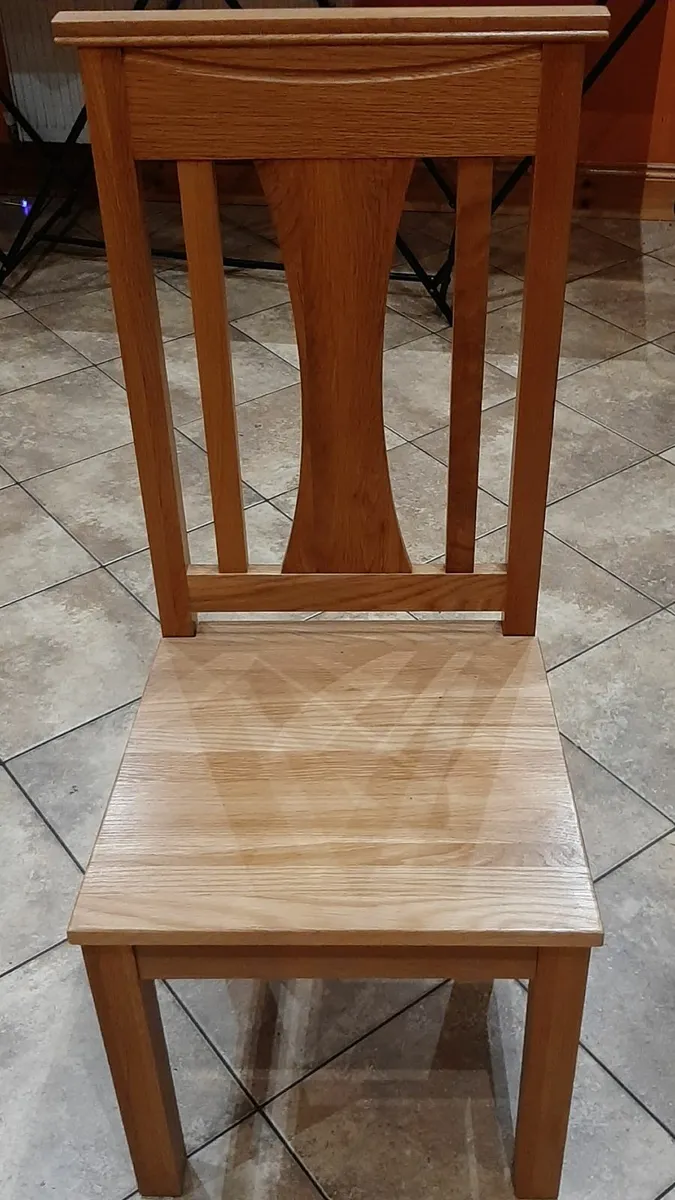 Brand new white oak table and 6 chairs - Image 1