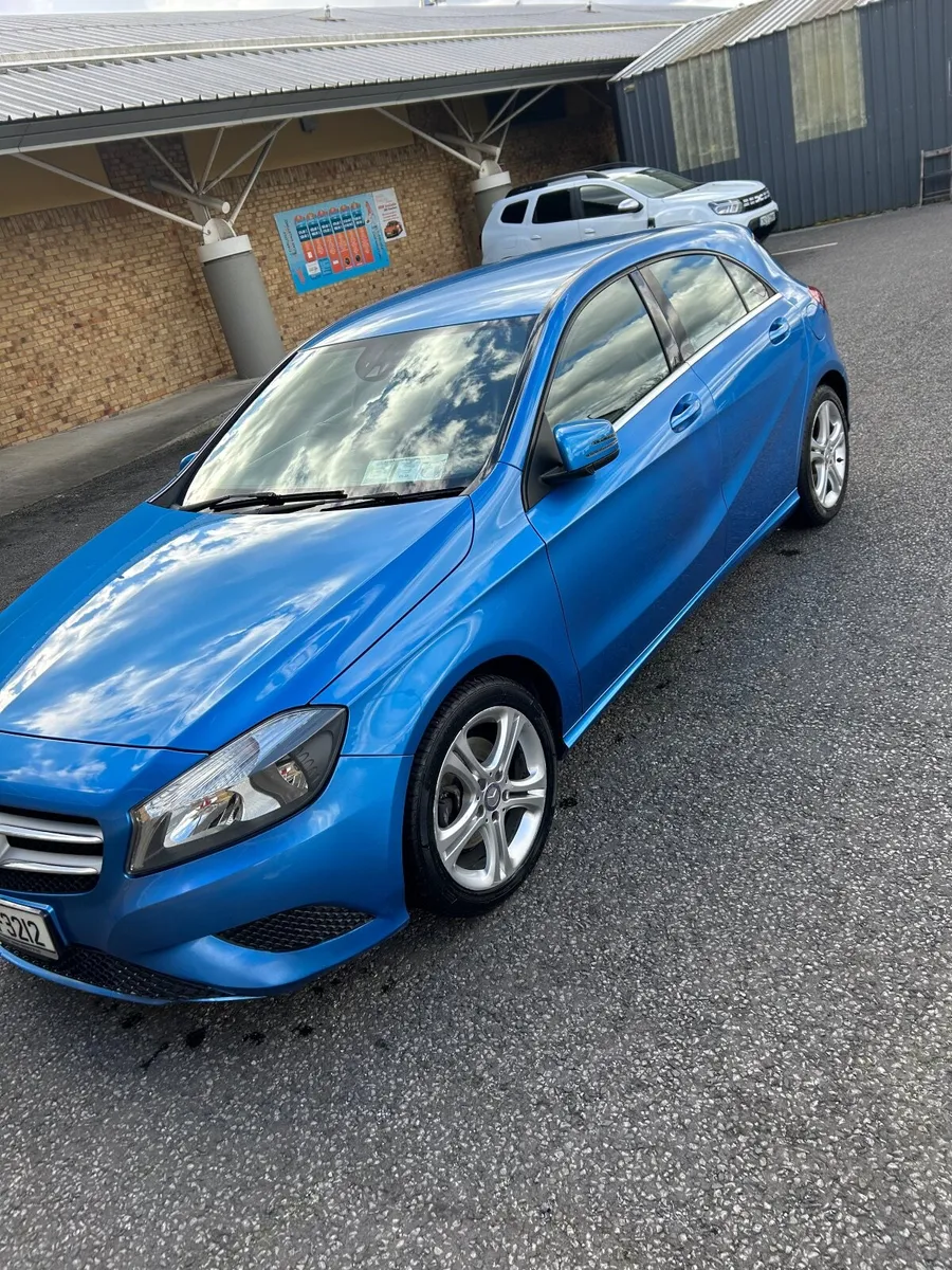 Mercedes-Benz A-Class 2015 - Image 3