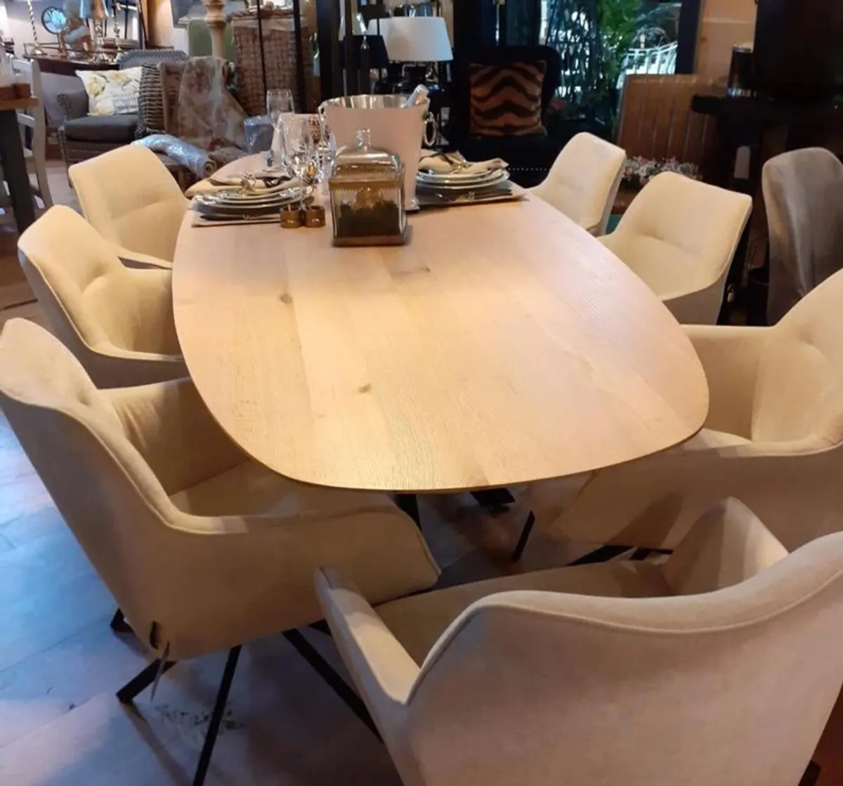 FOR SALE: Lifestyle Home Collection. Kinsley Dining Table + 8 Johnson Rotating Dining Chairs (Like New) - Image 1