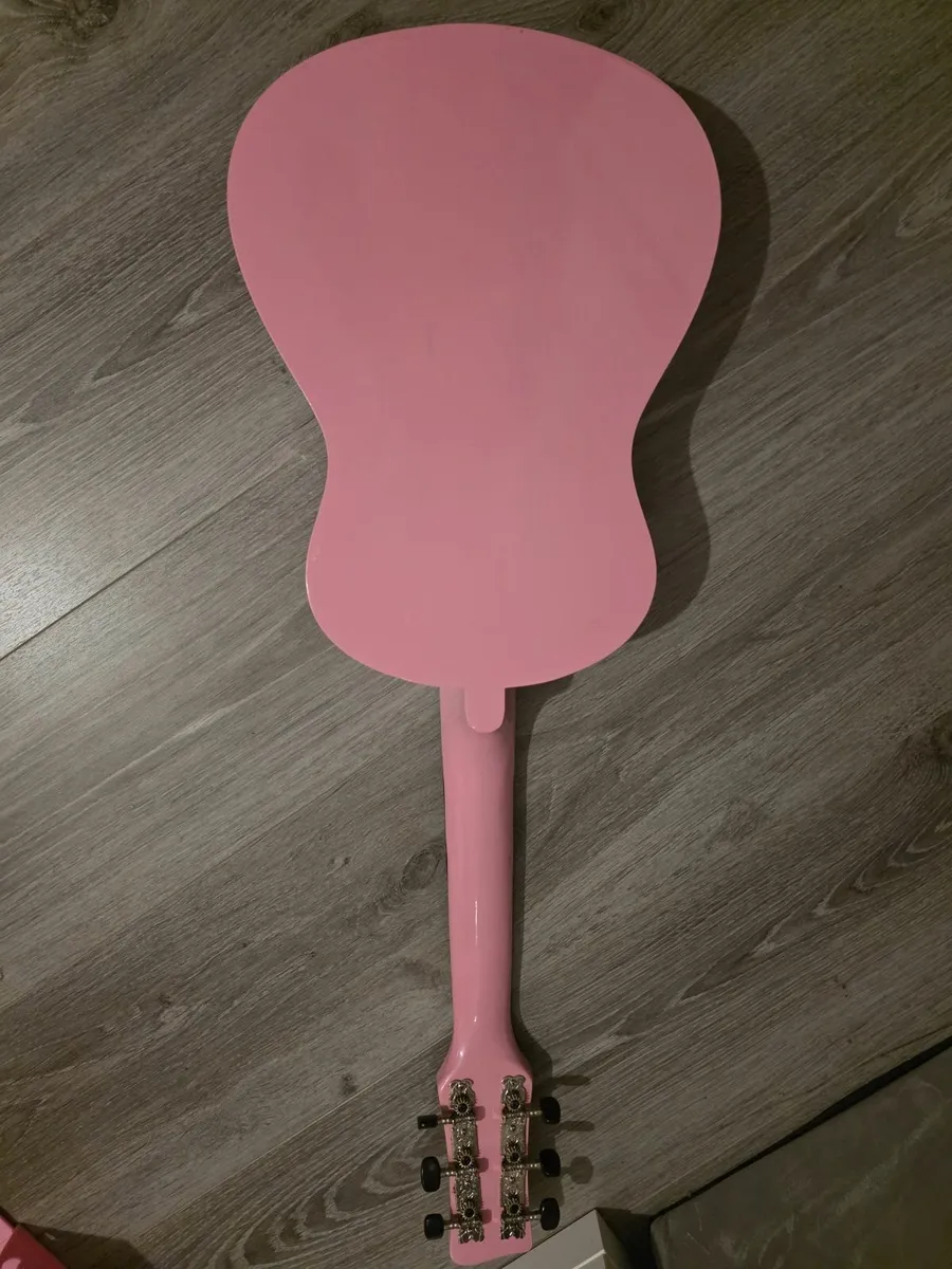 Kids Guitar - Image 2