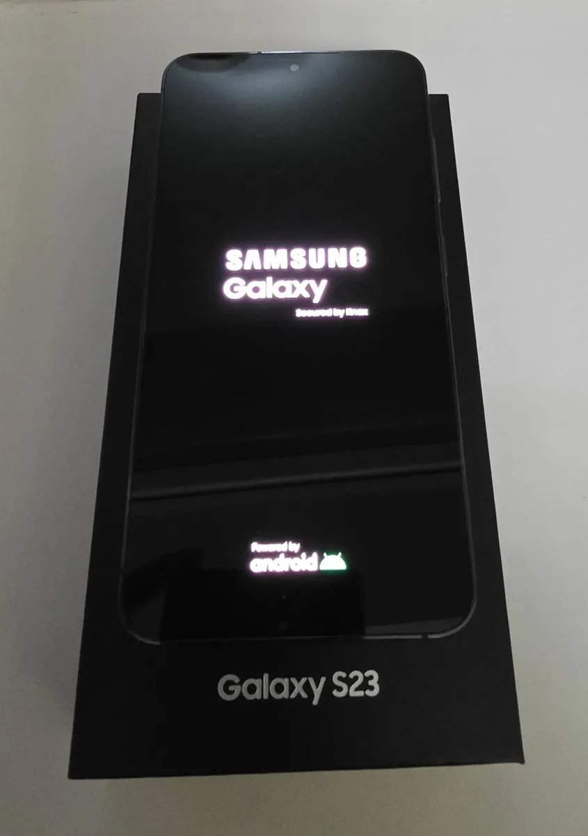 Samsung S23 256GB 8GB + 6 covers - Image 3