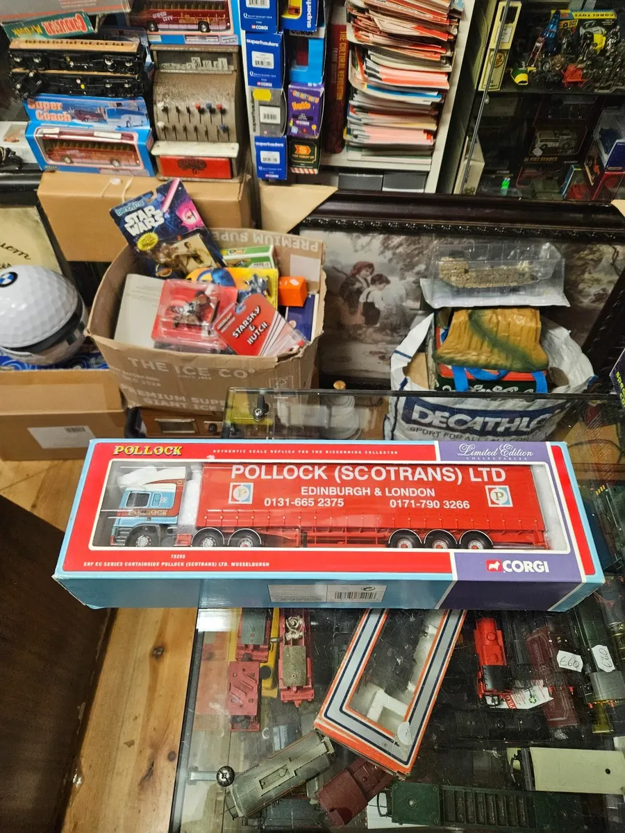 Corgi ERF Tractor Unit and Trailer - Image 1