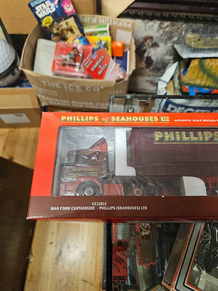 Corgi MAN Tractor unit and Trailer - Image 2