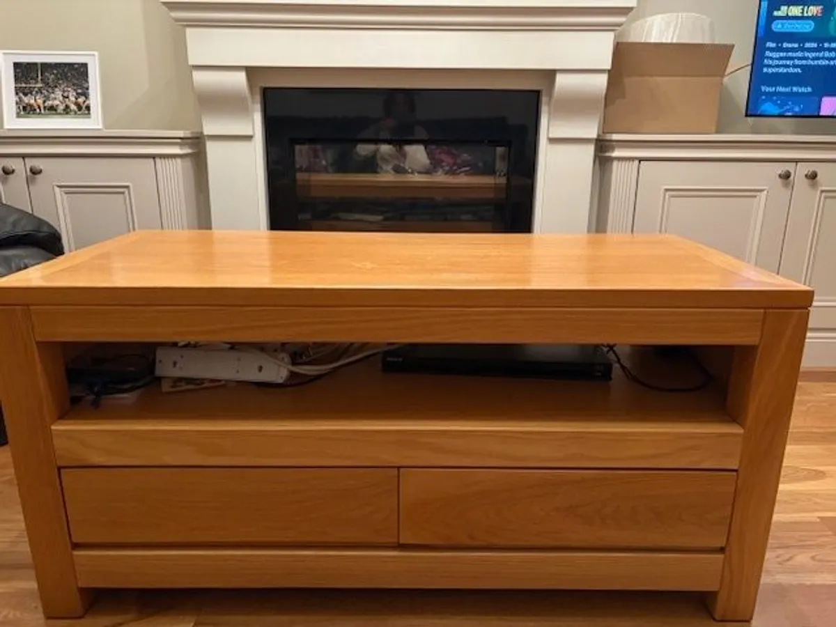 Handmade solid oak media unit - Image 1