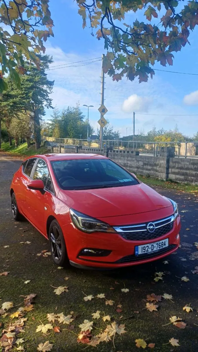 192 Opel Astra 1.6 TDCI Low Mileage - Image 1