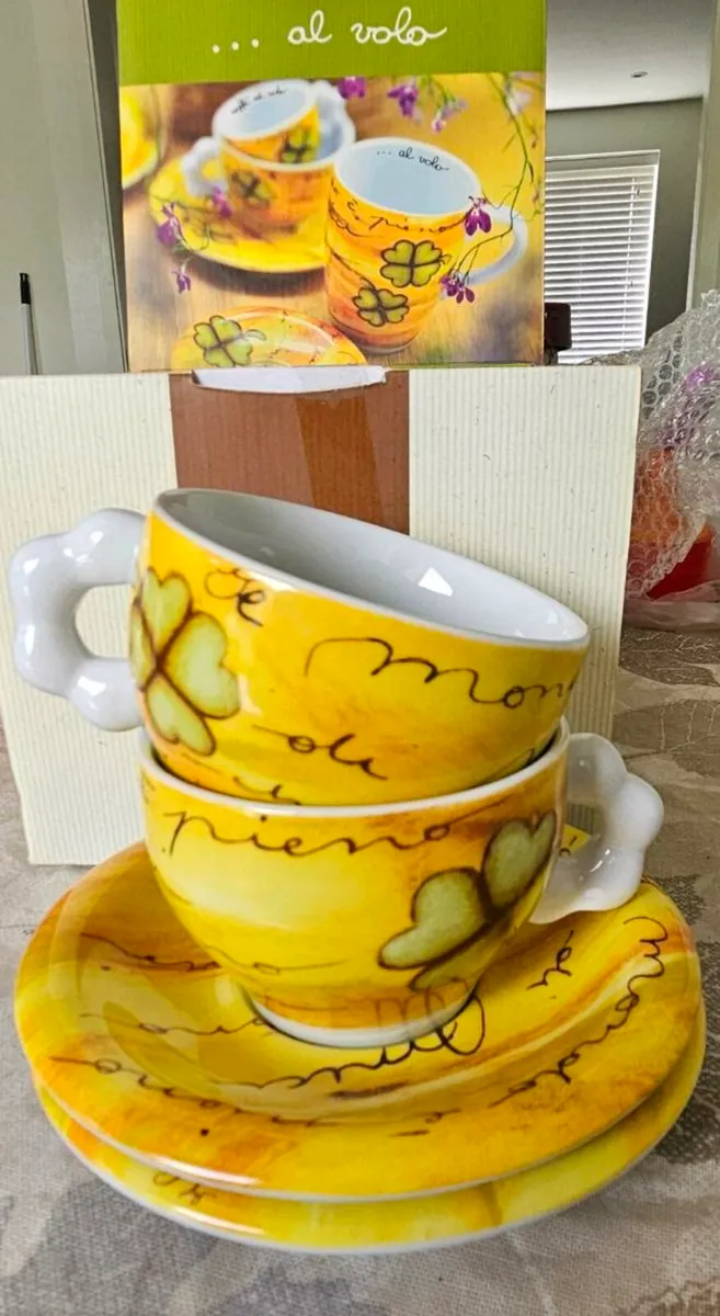 2 Cappuccino Cups - Image 1