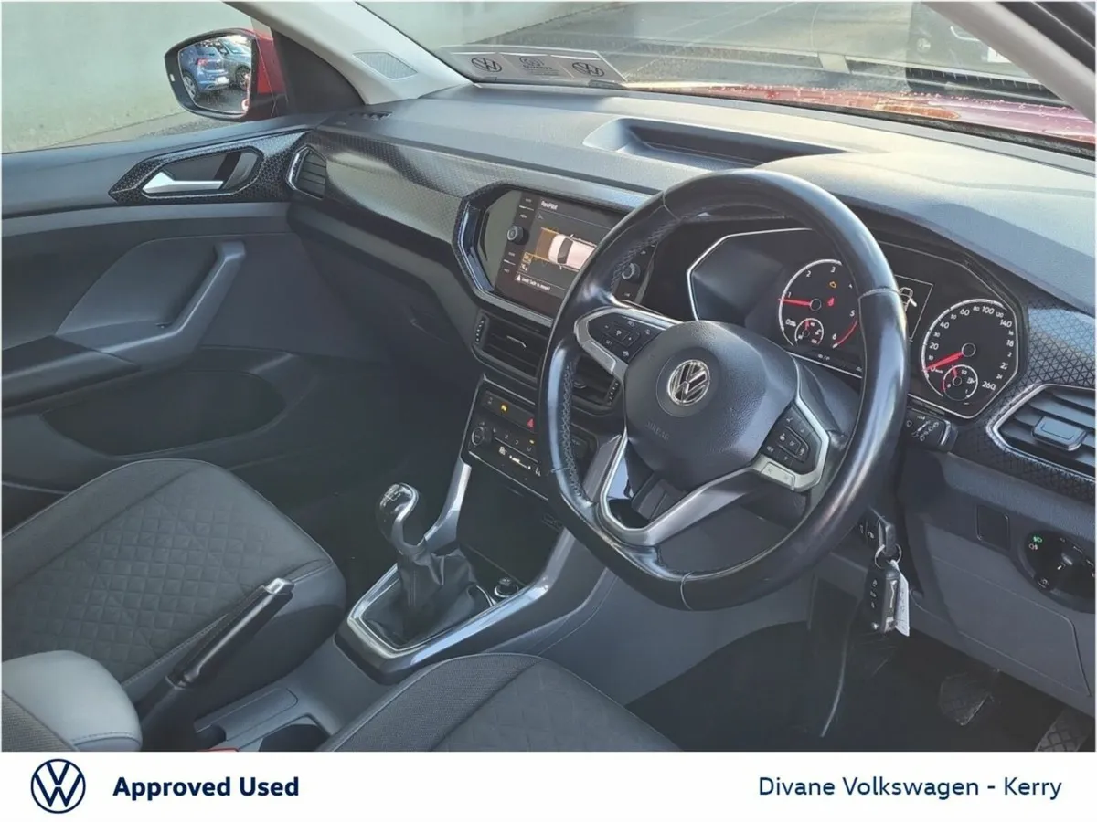Volkswagen T-Cross STYLE 1.6 TDI 95 BHP - Image 4