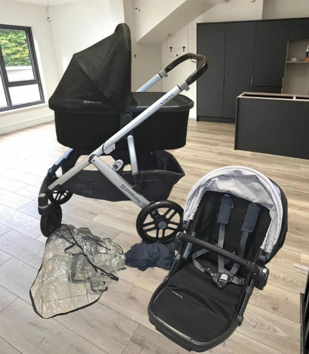 Uppababy vista pram and stroller - Image 1