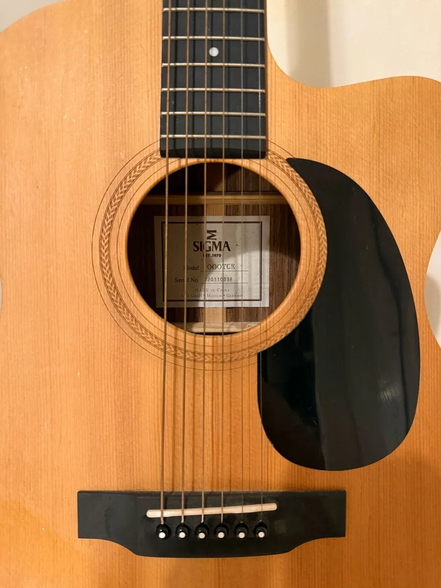 Sigma 000TCE Electro Acoustic - Image 3
