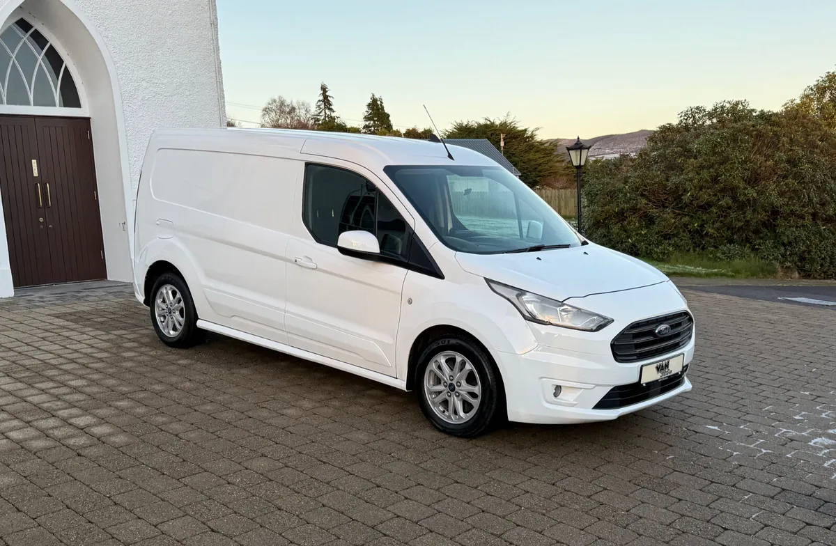 2021 (212reg) Ford Transit Connect L2 Sync-3 Media - Image 1