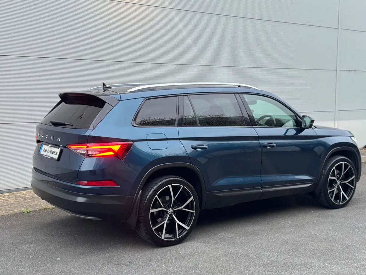Stunning Skoda Kodiaq 2022 7 seater auto - Image 4