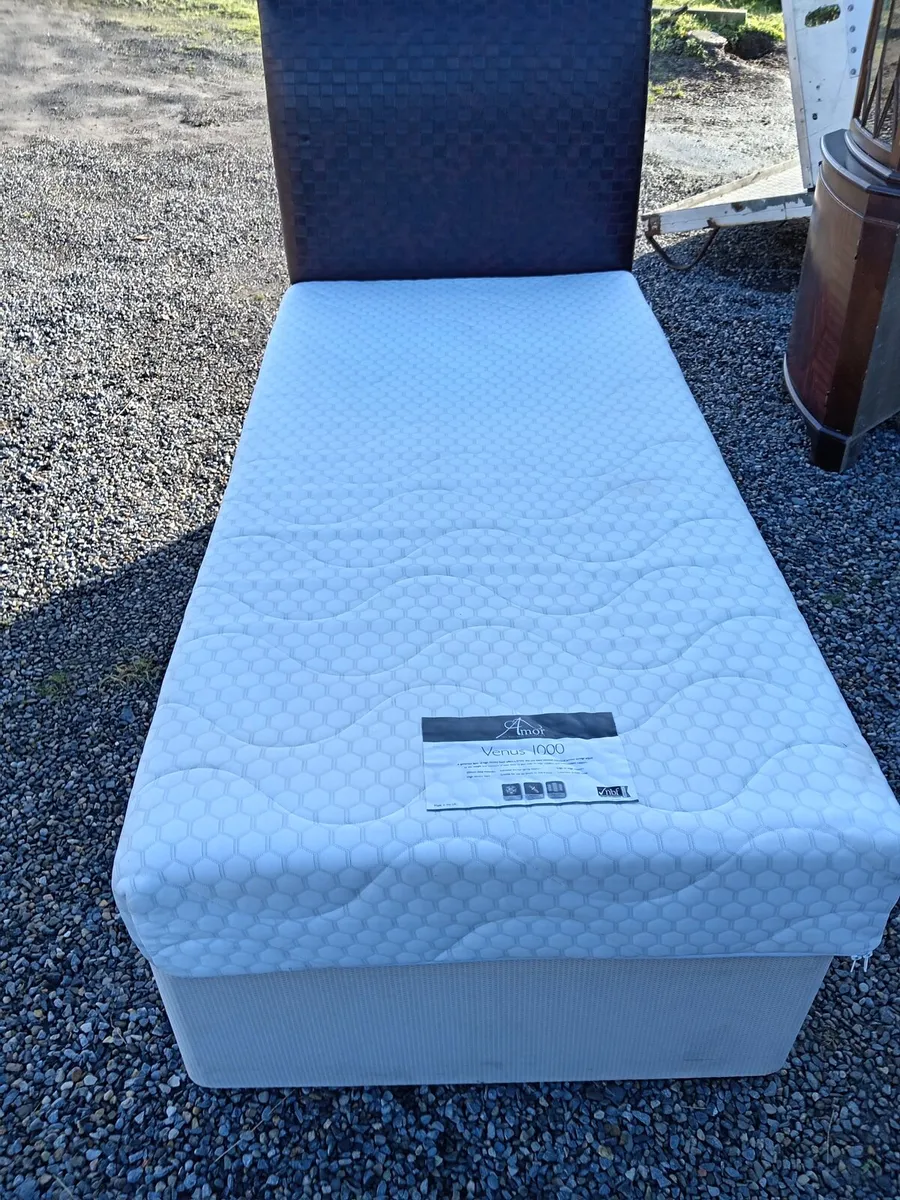 Single bed - Image 3