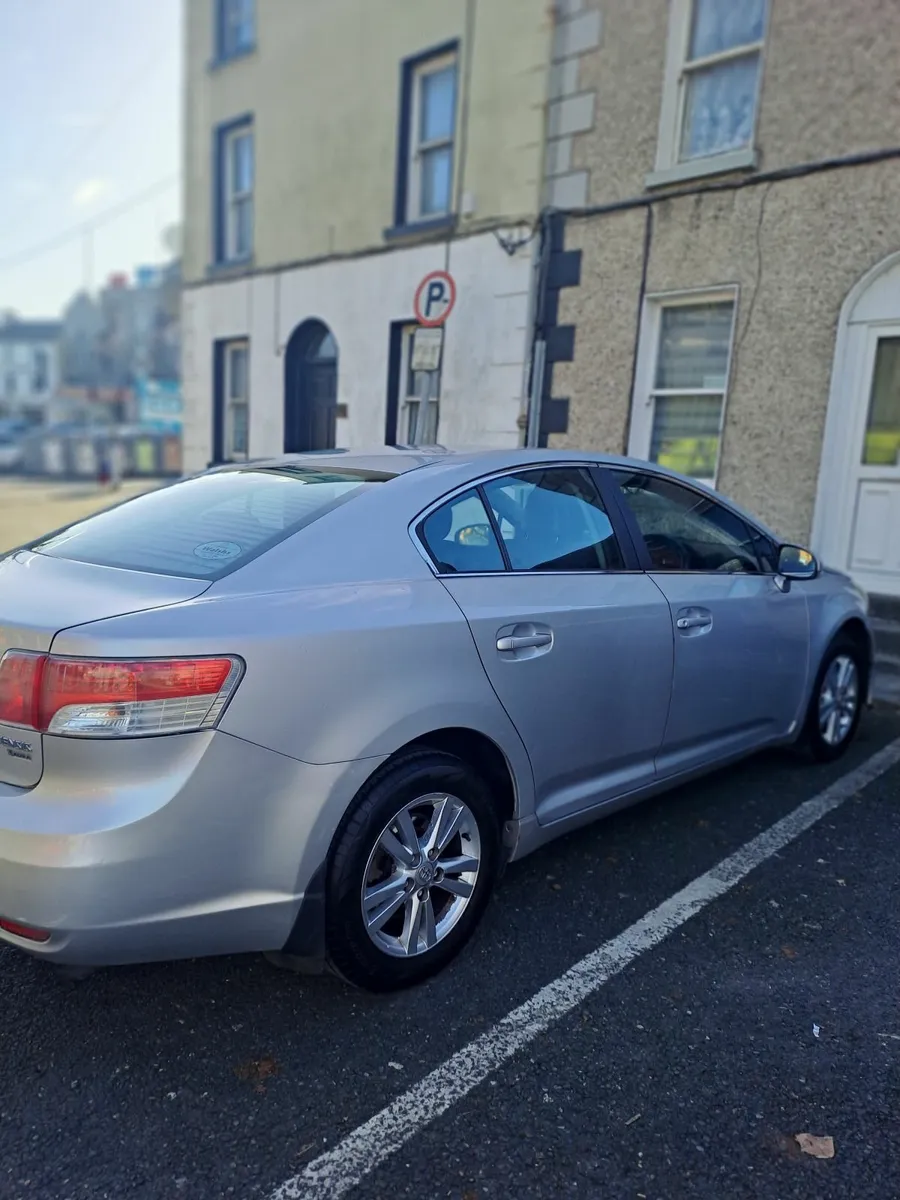 Toyota Avensis 2010 - Image 3