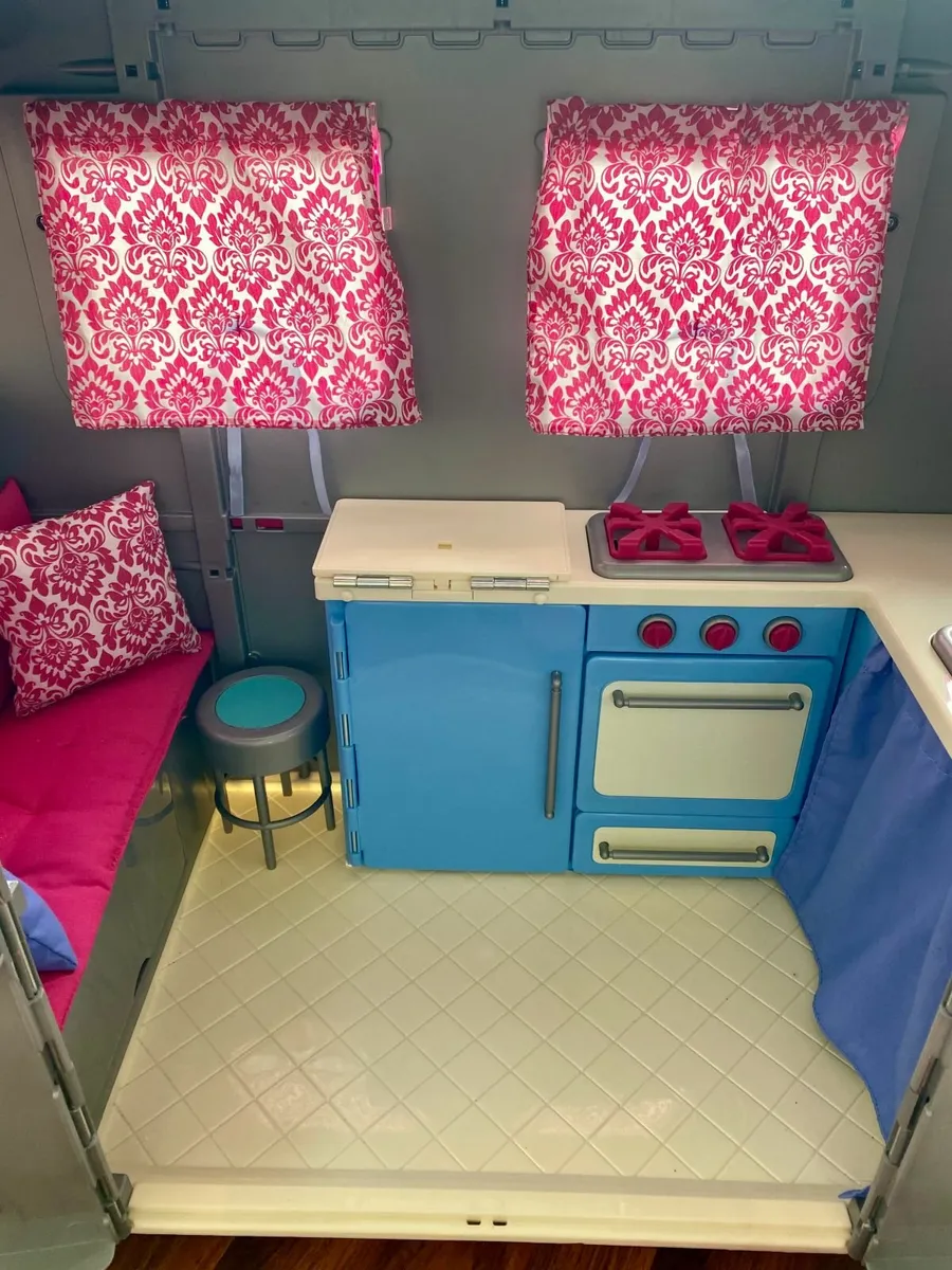 OG Camper Van & Jeep - Image 2