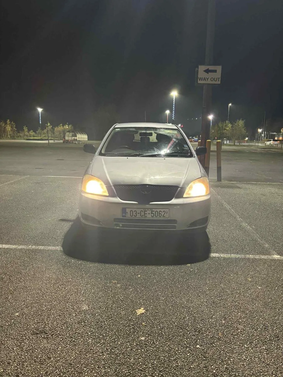Toyota Corolla - Image 4