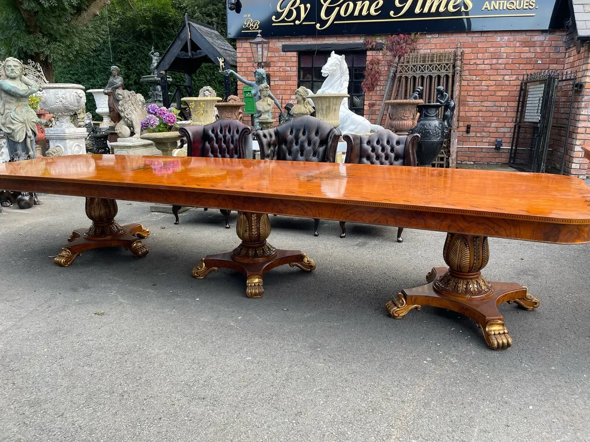 Stunning board room table 16 foot - Image 1