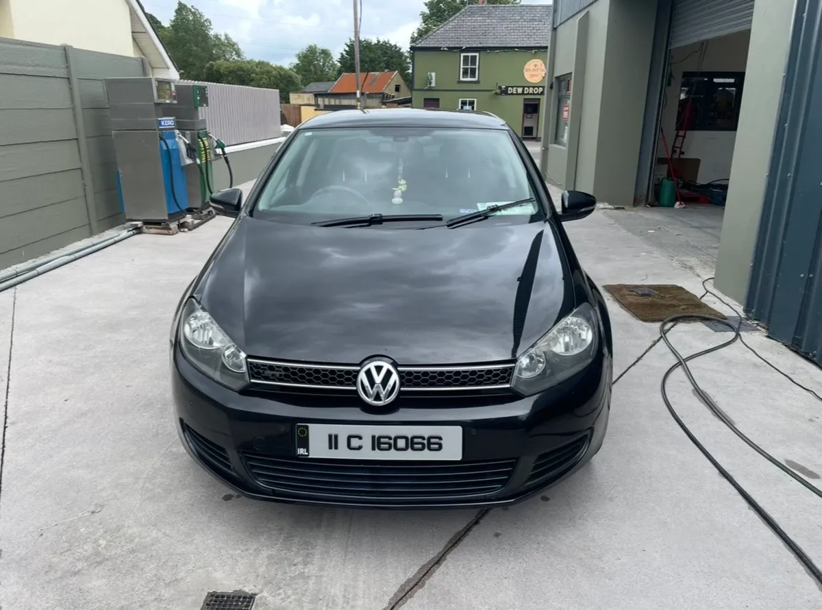 2011 VW Golf 1.6 TDI - Image 1