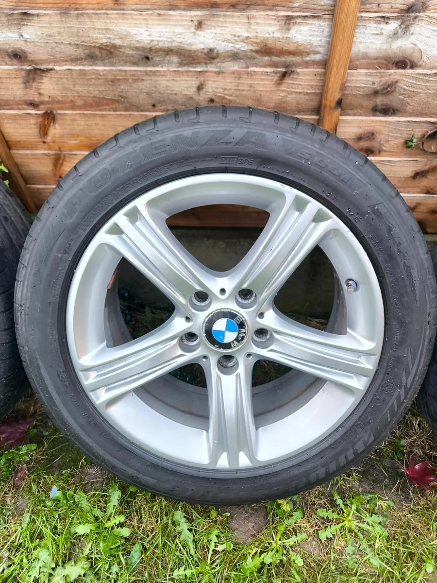 BMW 4series GENUINE Alloy wheels 225/50/17 RunFlat - Image 2