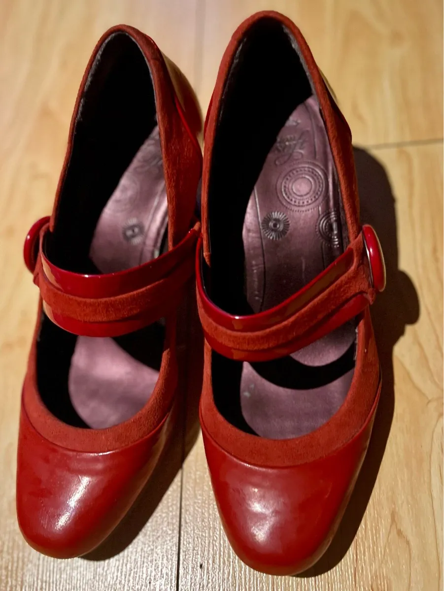 Clarks shoes - Image 1