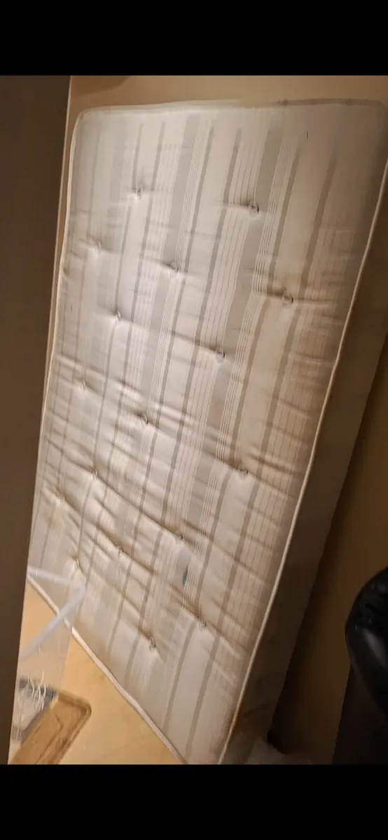 mattress - Image 2