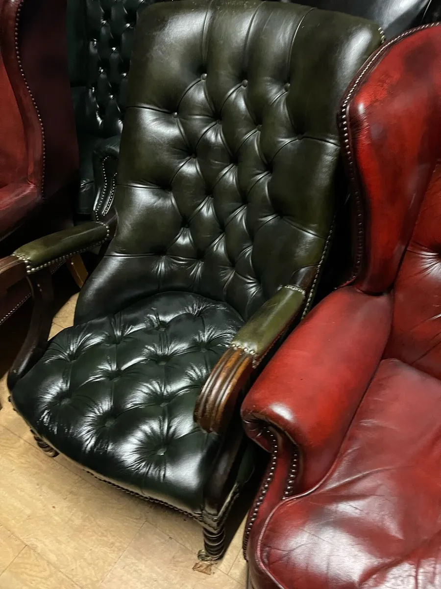 Chesterfield Gainsborough chair - Image 1