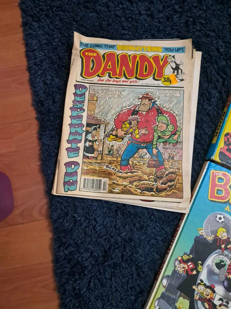 Old beano comics  1993 to 1998 annuals 1996 to2013 - Image 2