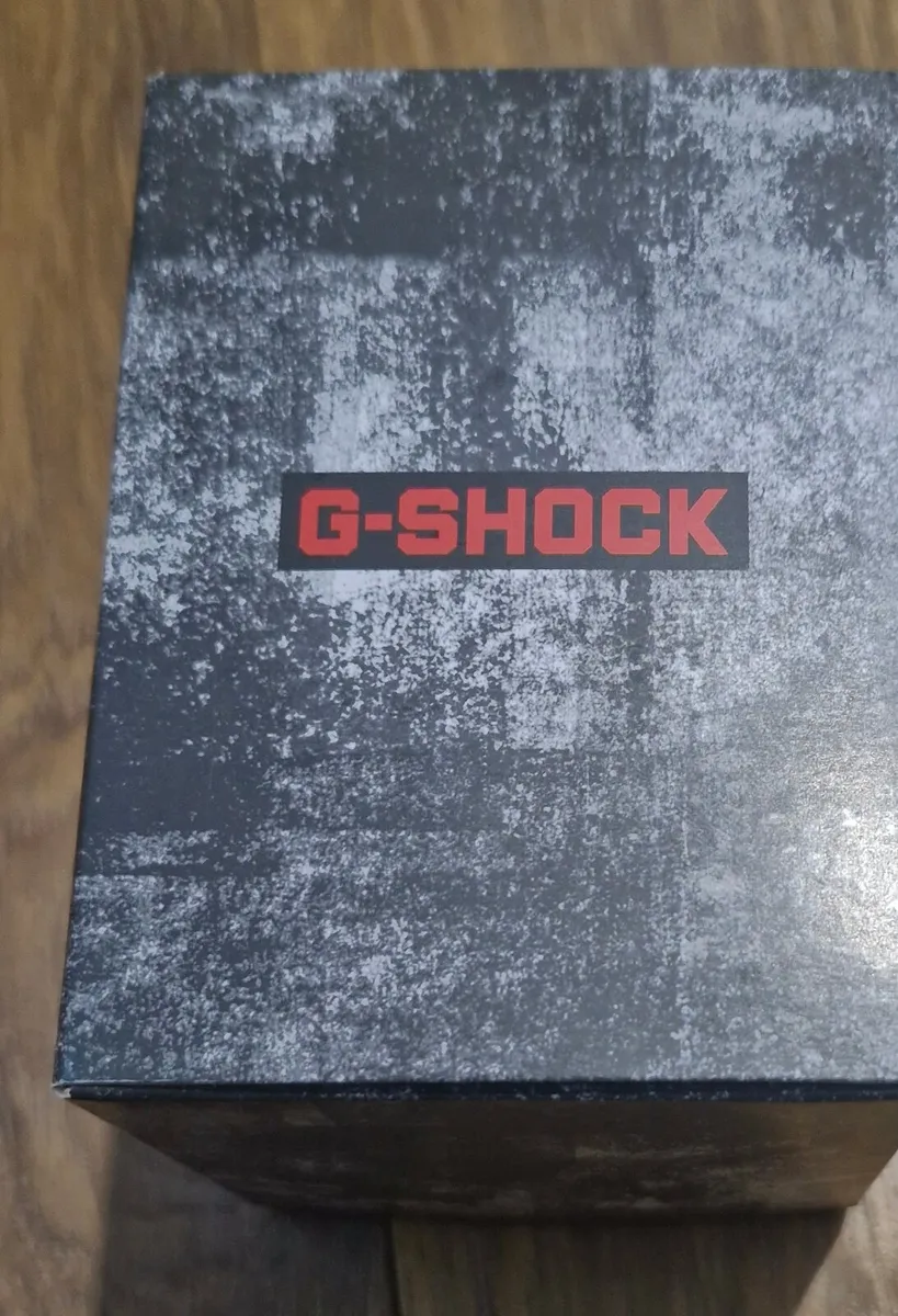 G-SHOCK GA-110GB-1ADR Black Gold Series - Image 4