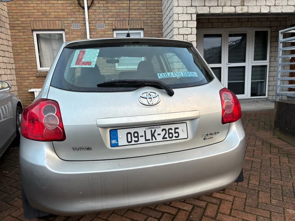 Toyota Auris09, 1.4.petrol ,NCT,05-26,tax-50pm - Image 2