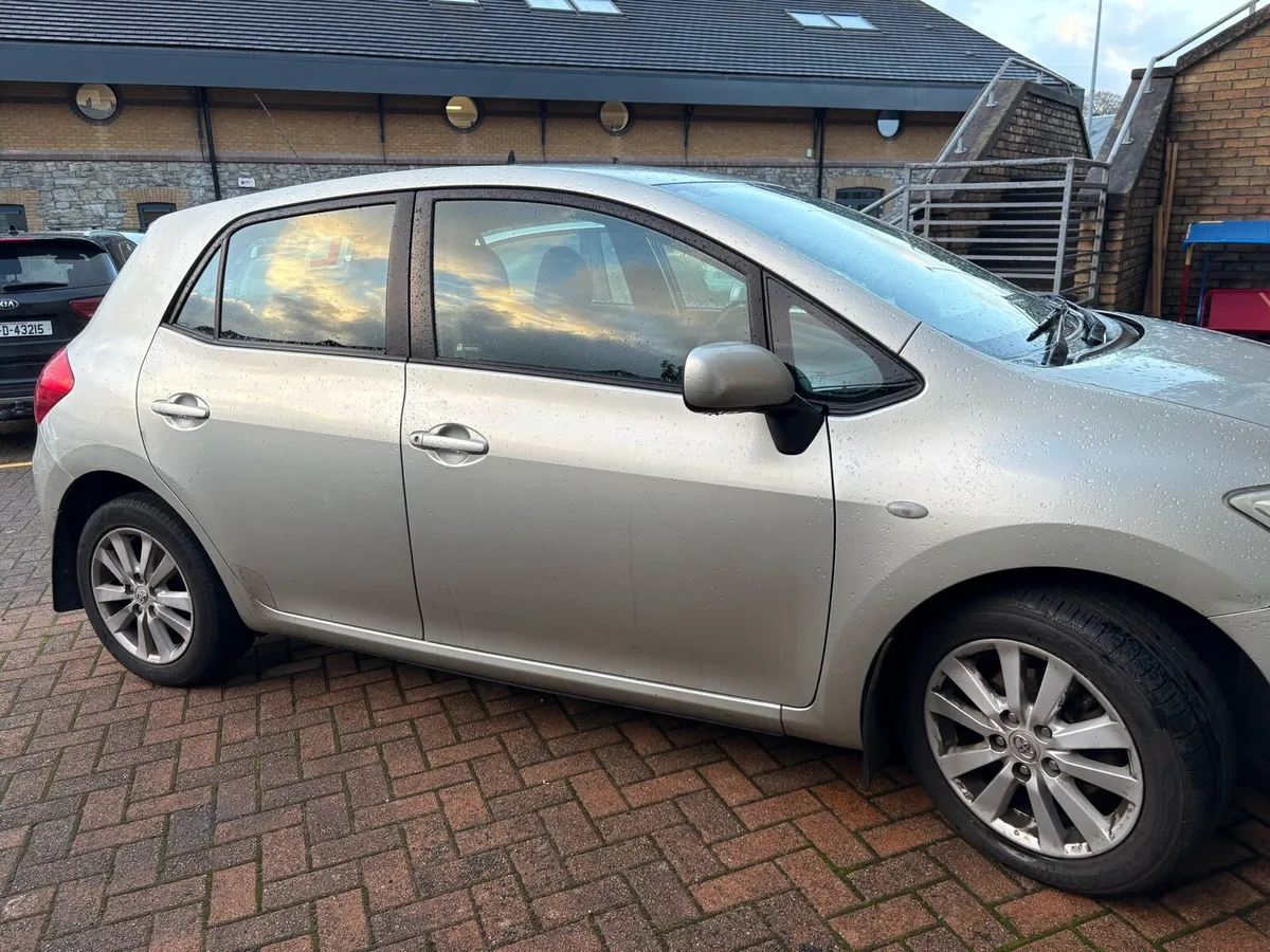 Toyota Auris09, 1.4.petrol ,NCT,05-26,tax-50pm - Image 3