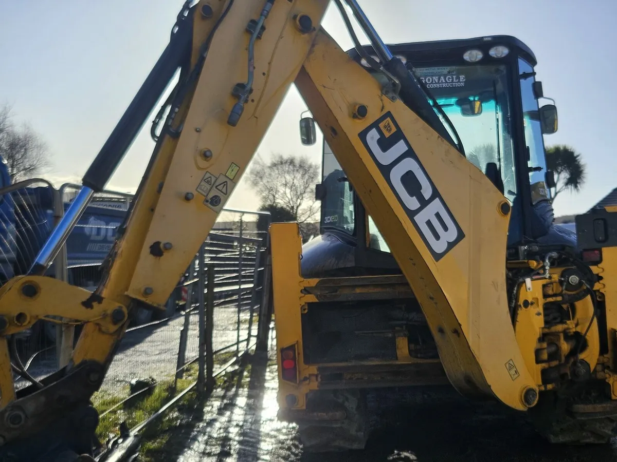 Jcb 3cx - Image 4
