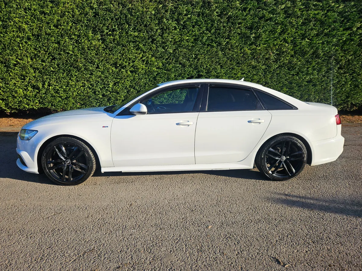 Audi A6 2015 2.0 TDI ULTRA S LINE BLACK EDITION - Image 2