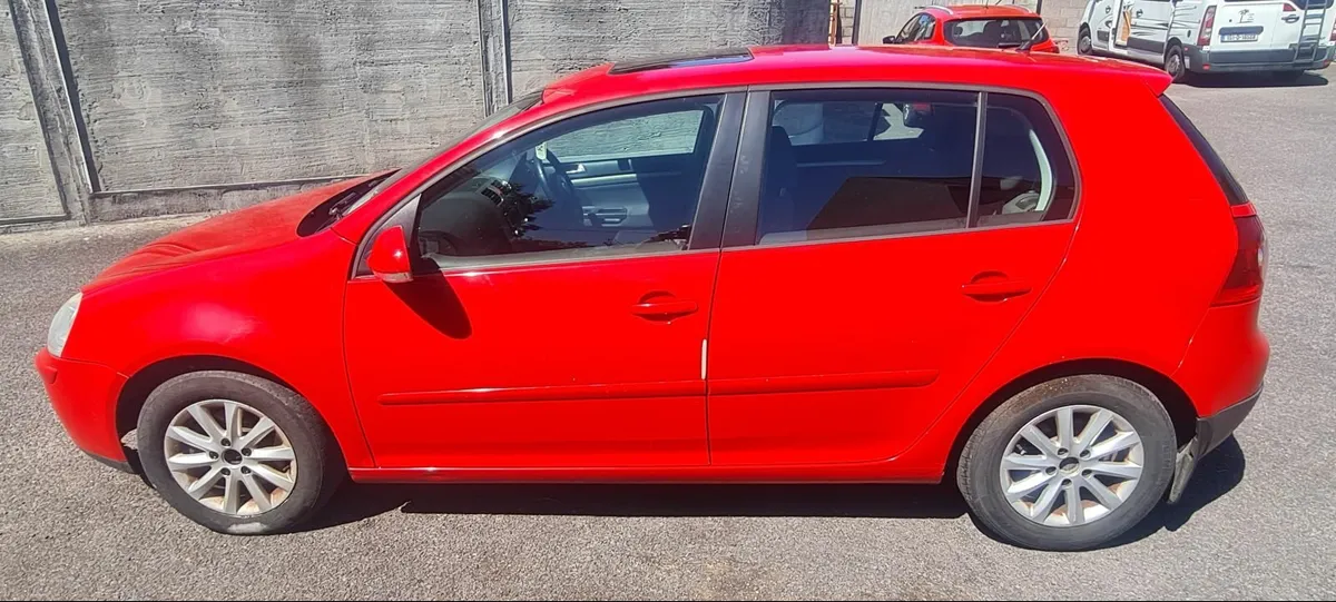 Volkswagen Golf 2008 - Image 1