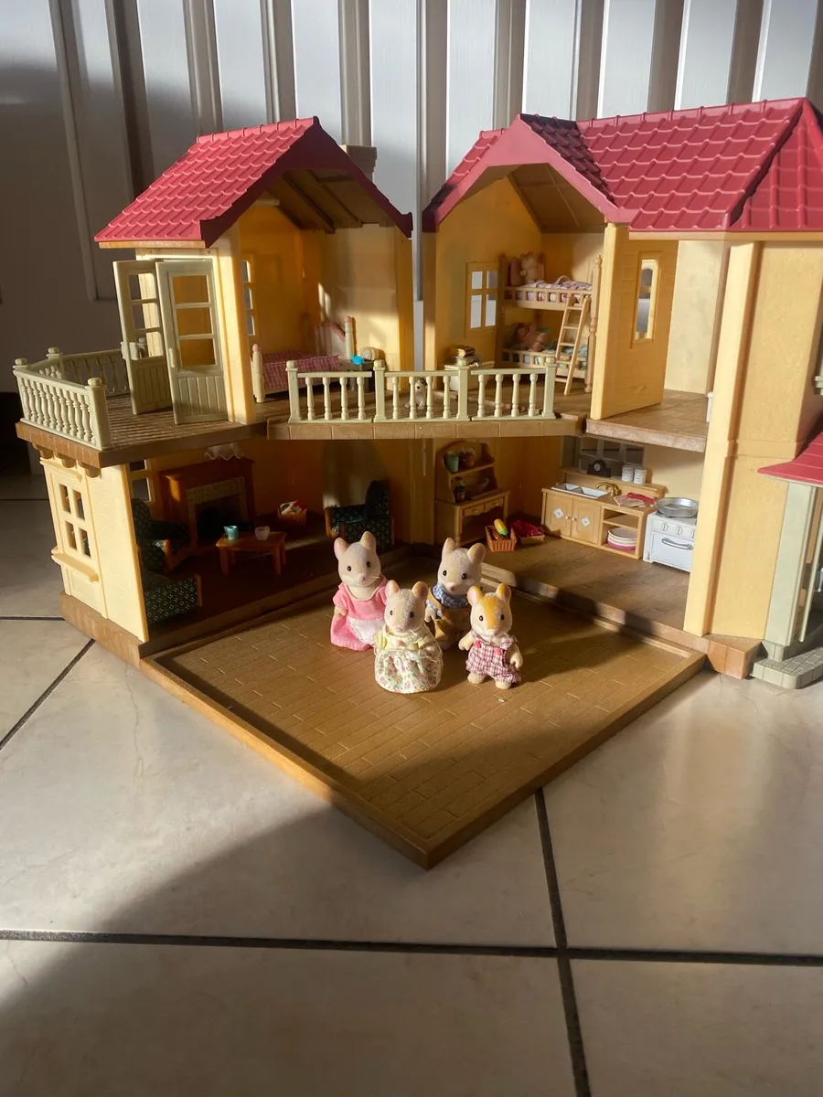 Sylvanian Family - Image 2