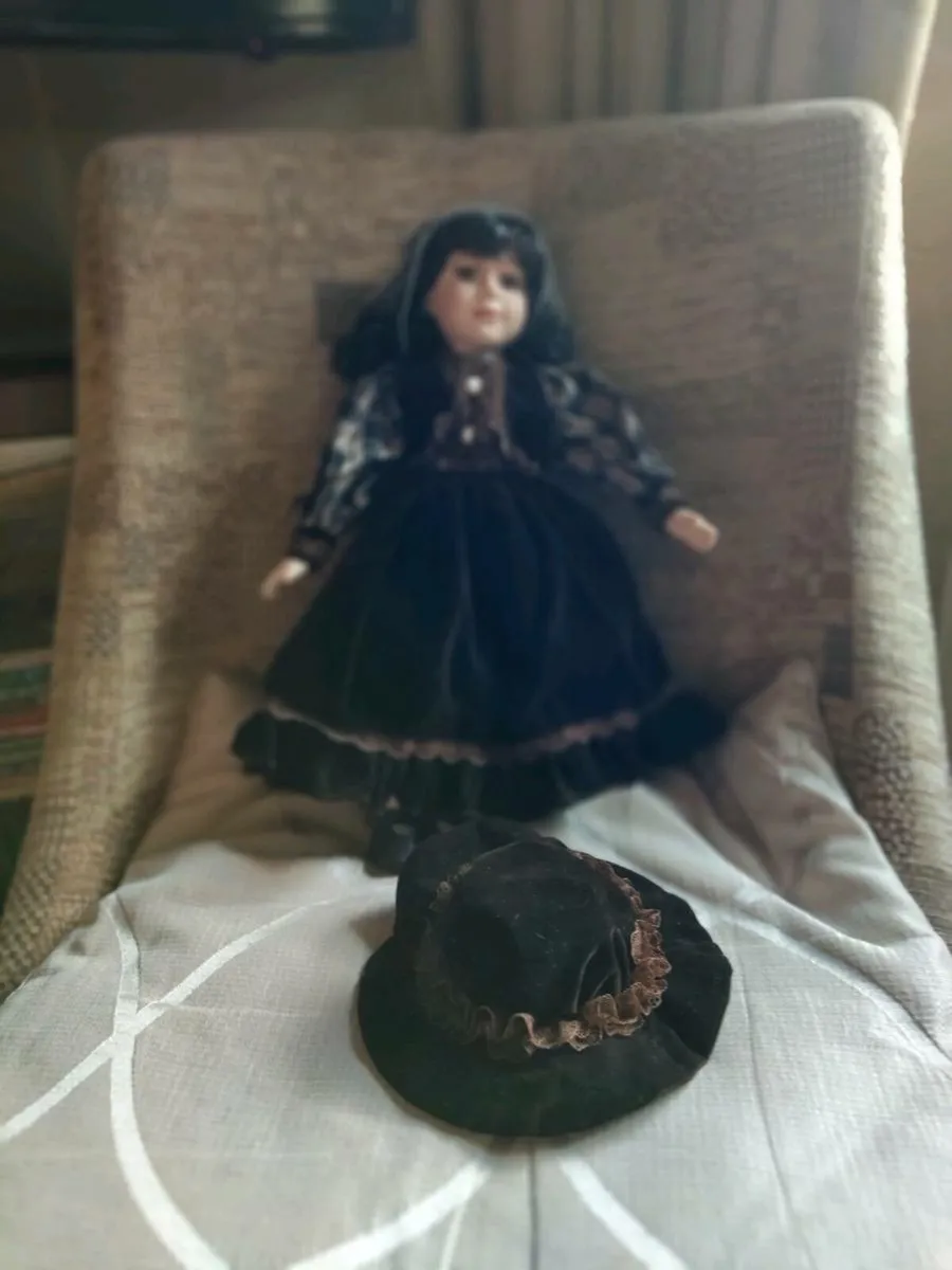 Vintage Porcelain doll - Image 3