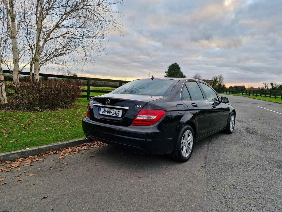 Mercedes-Benz C-Class Diesel (NCT & TAXED)!!! - Image 3