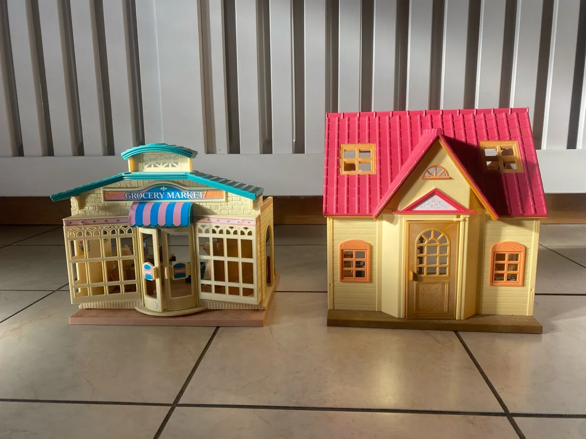 Sylvanian Family - Image 1