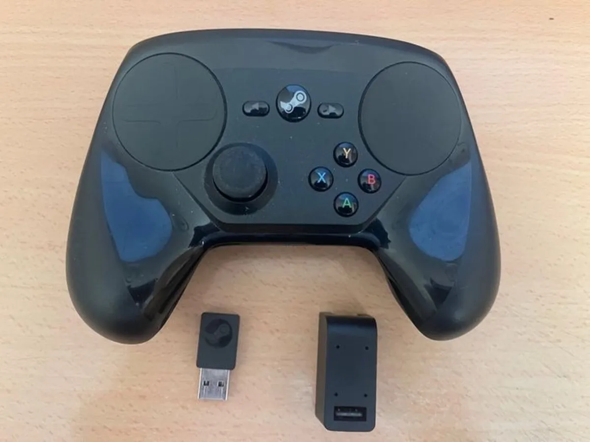 Steam Controller - Image 1