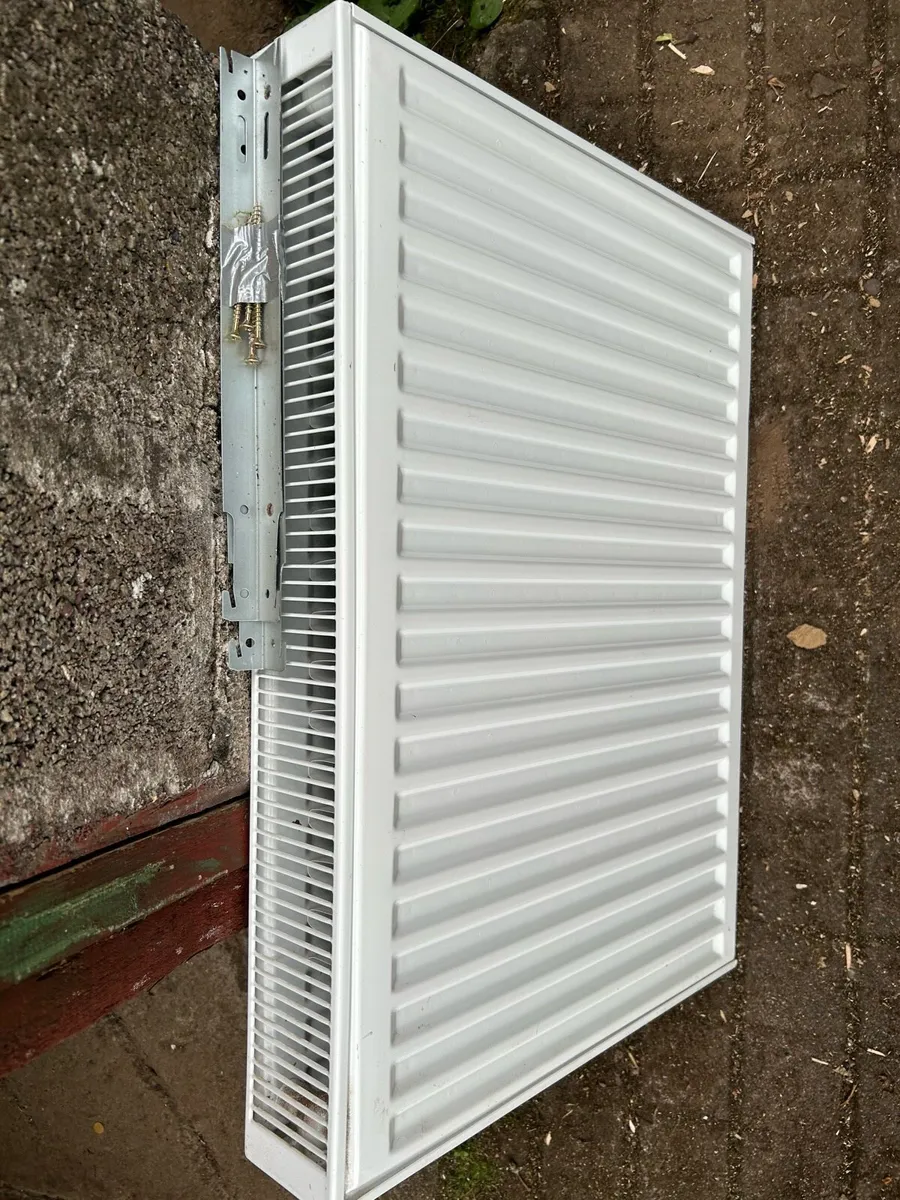 Bathroom radiators - Image 4