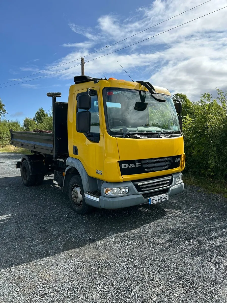 2007 Daf Hook Truck - Image 1