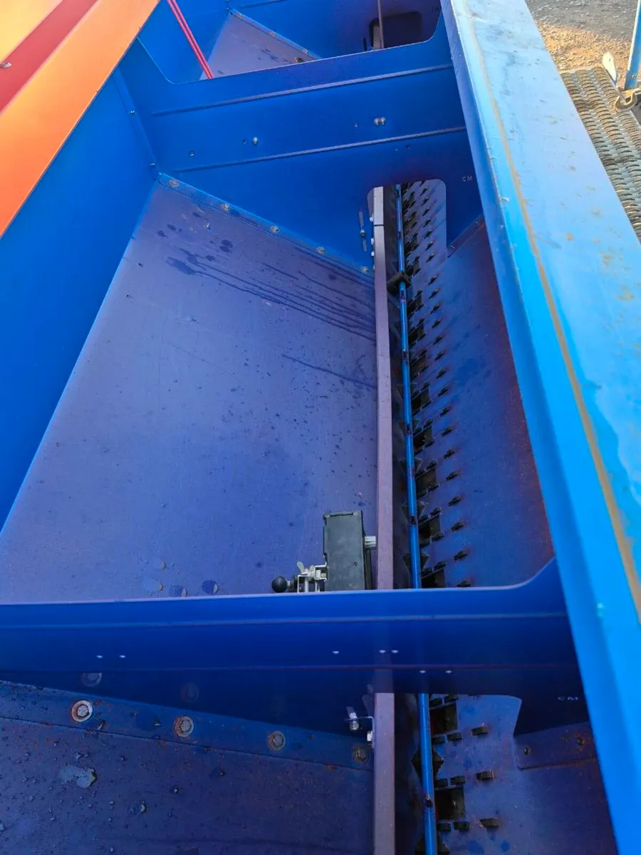 Lemken Saphir 7 Combi Drill - Image 3