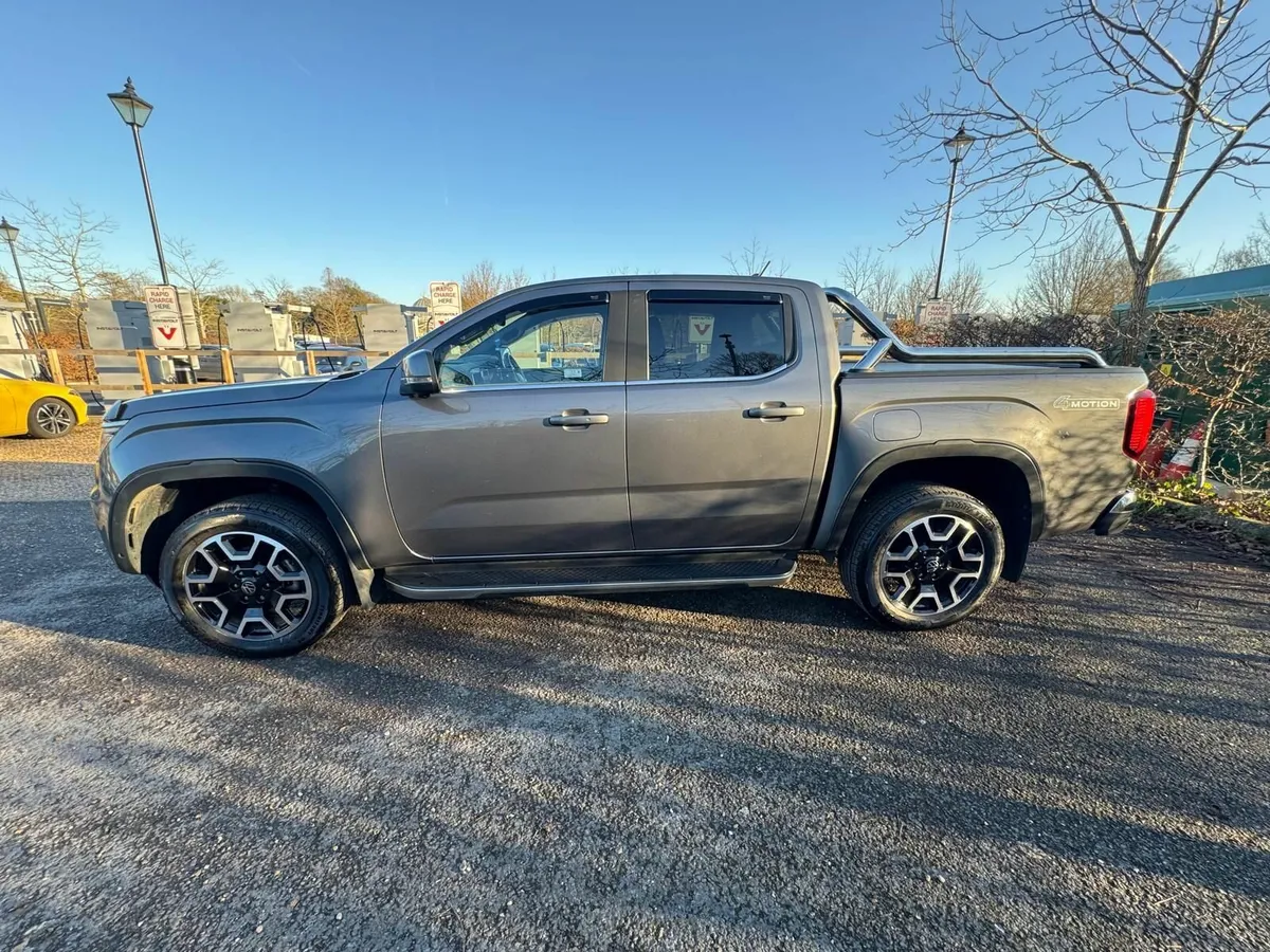 Volkswagen Amarok 2024 - Image 2